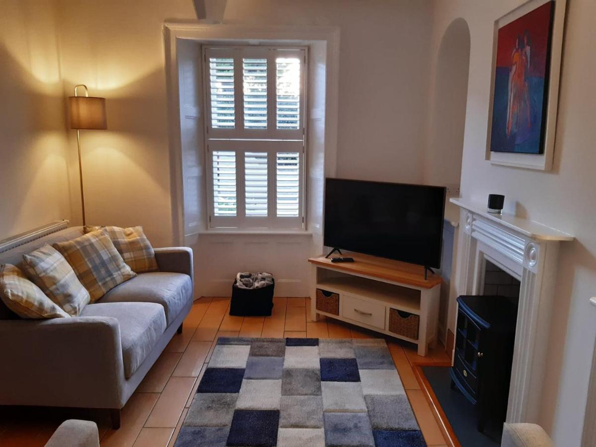 Sanderling - Grade 2 Listed Georgian Townhouse By The Sea 펜젠스 외부 사진