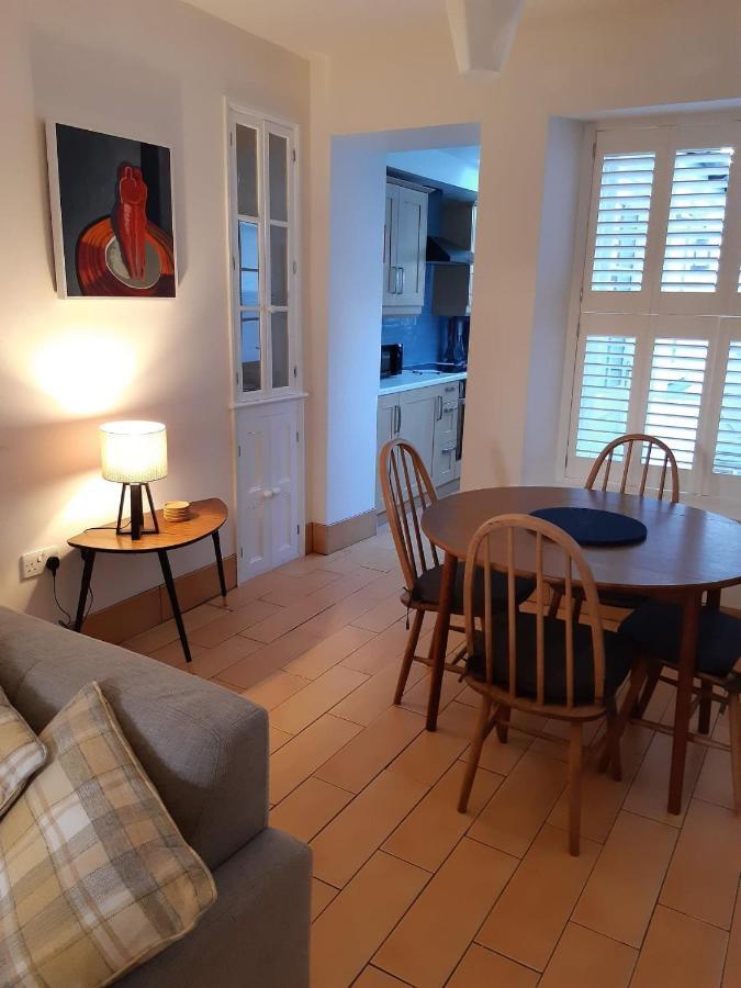 Sanderling - Grade 2 Listed Georgian Townhouse By The Sea 펜젠스 외부 사진